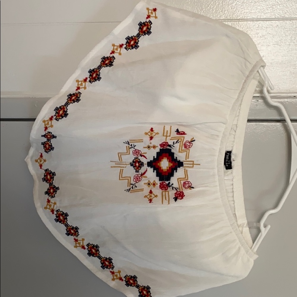 Strapless crop top